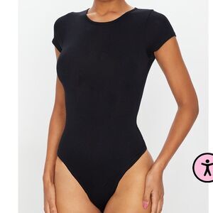 Pretty Little Thing Short Sleeve Slinky Thomg Bodysuit Small NWT